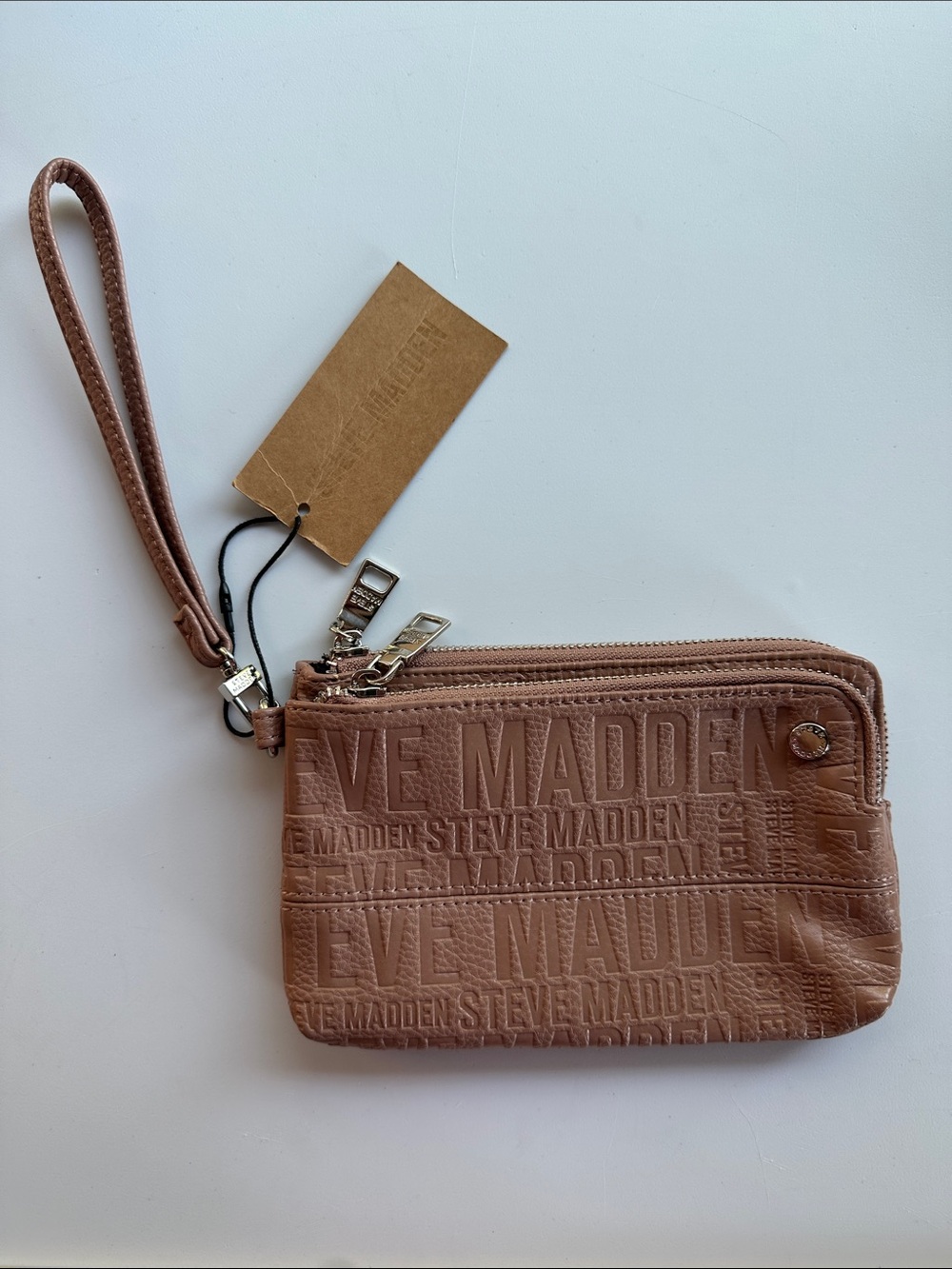 Steve Madden Mauve Embossed Wristlet Clutch NWT Btrell MO192585